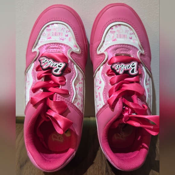 Girl's Ground Up Barbie Sneakers, Size 1 Y - Picture 8 of 11